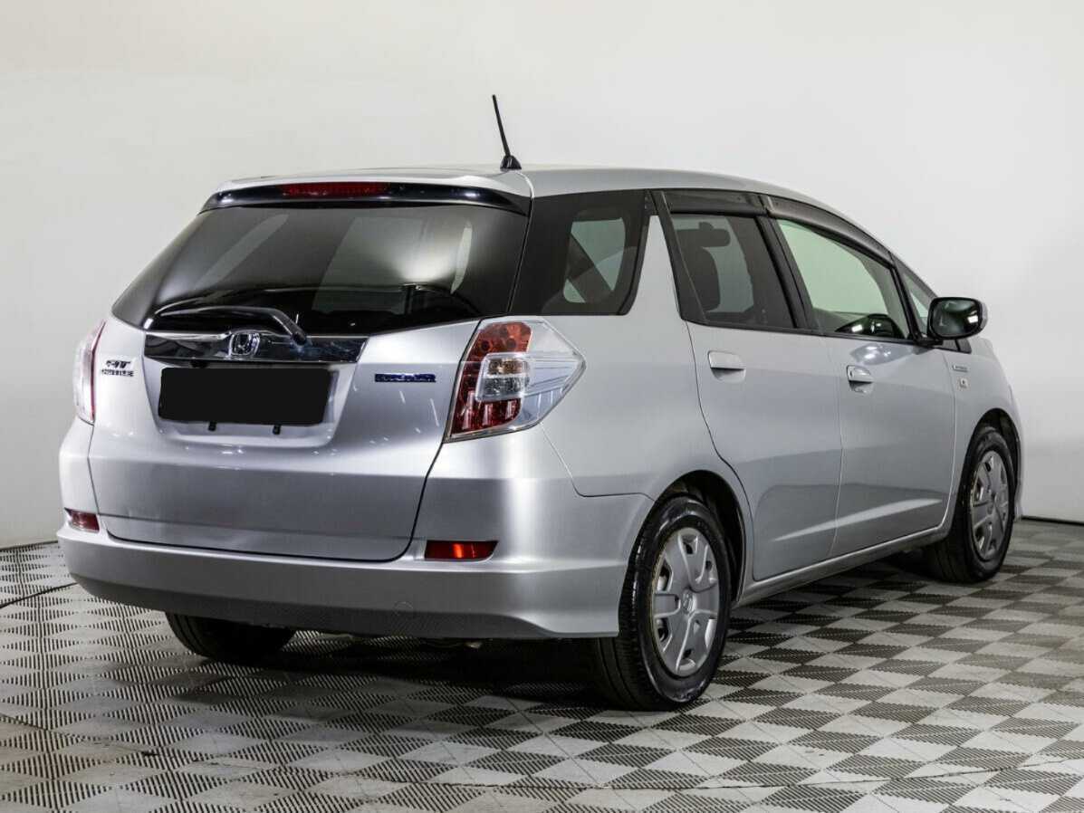 Honda Fit Shuttle 2013 года с пробегом. Фото: #4