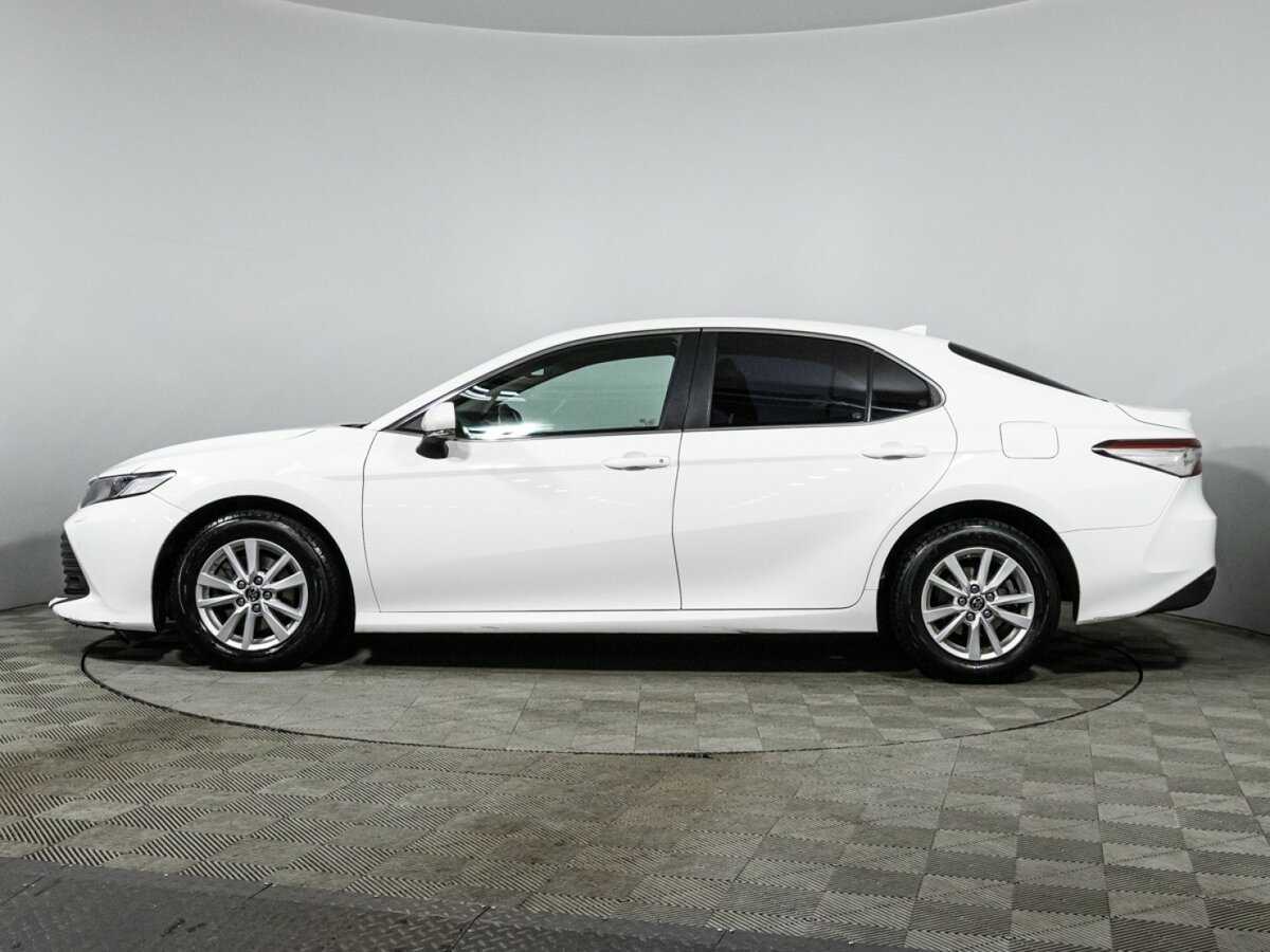 Toyota Camry 2019 года с пробегом. Фото: #7