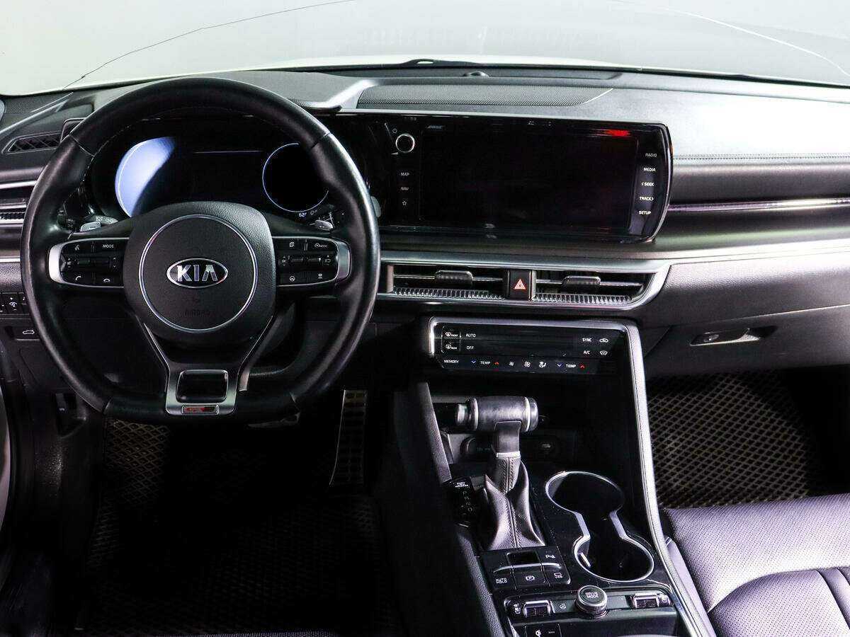 Kia K5 2020 года с пробегом. Фото: #10