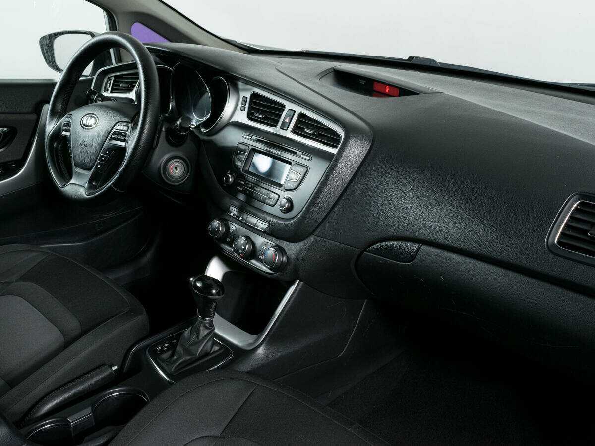 Kia Ceed 2012 года с пробегом. Фото: #6