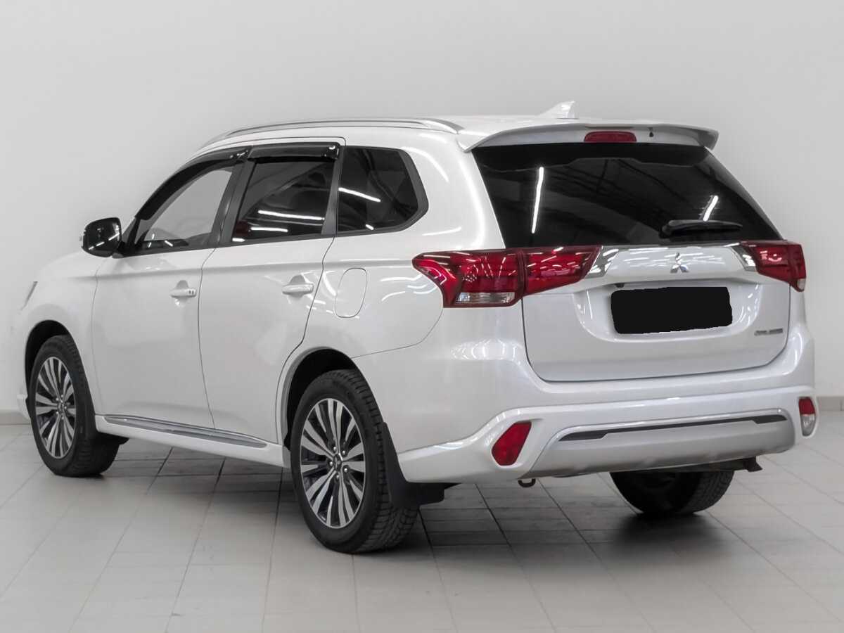 Mitsubishi Outlander 2022 года с пробегом. Фото: #6