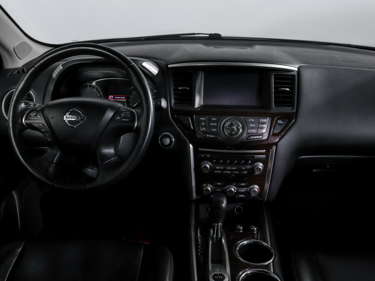 Nissan Pathfinder 2015 года с пробегом. Фото: #10