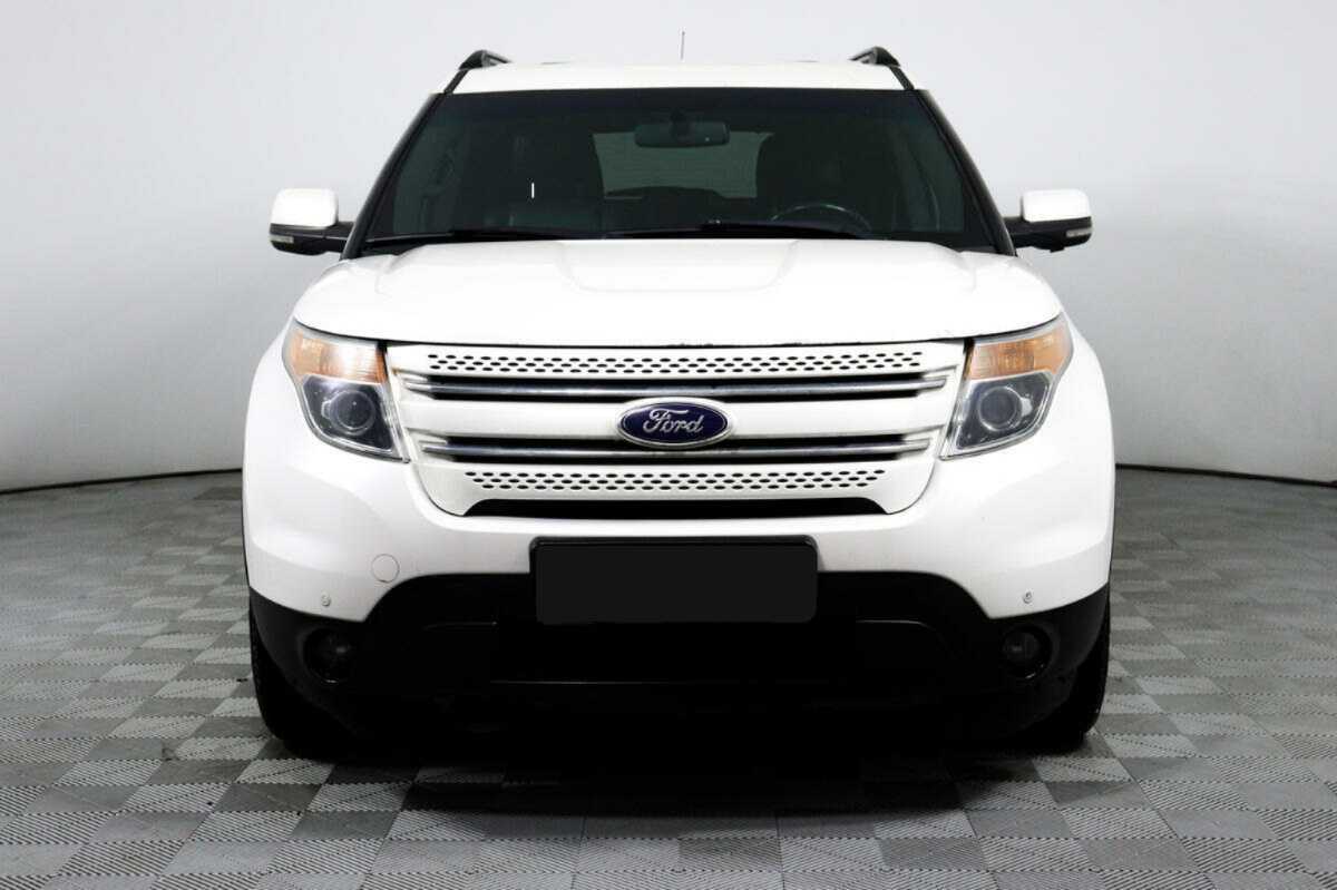 Ford Explorer 2012 года с пробегом. Фото: #1