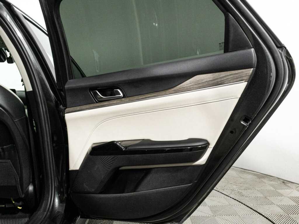 Kia K5 2021 года с пробегом. Фото: #26