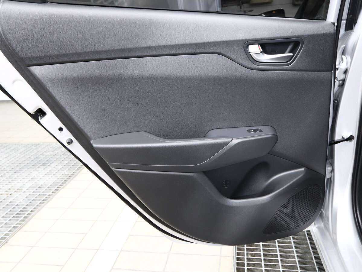 Hyundai Solaris 2021 года с пробегом. Фото: #12