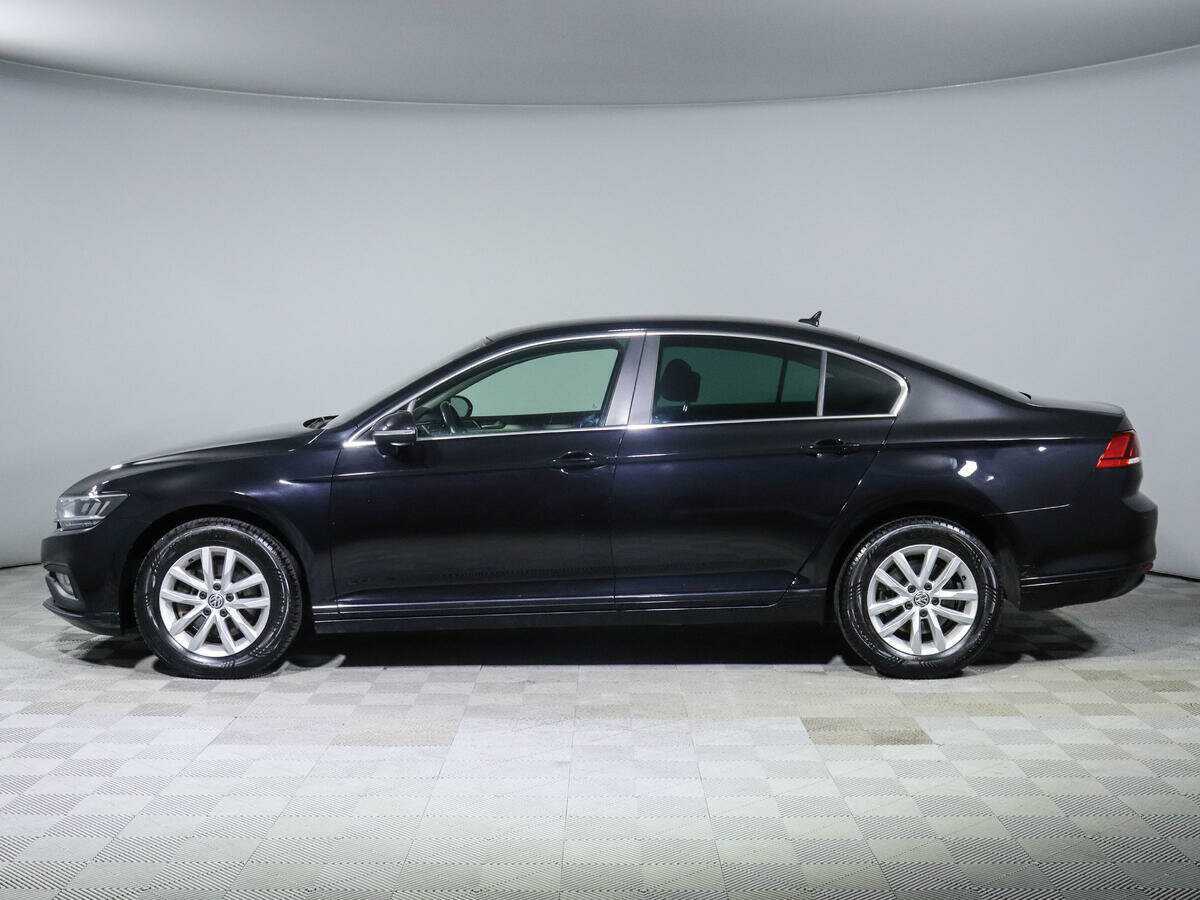 Volkswagen Passat 2020 года с пробегом. Фото: #7