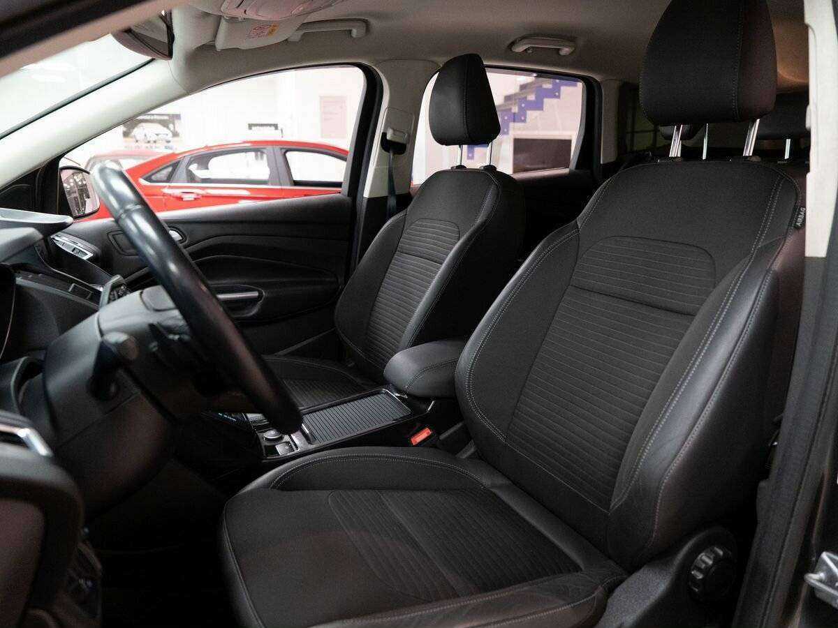 Ford Kuga 2018 года с пробегом. Фото: #5