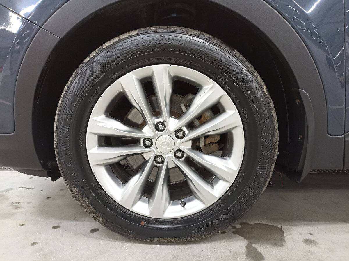 Hyundai Santa Fe 2015 года с пробегом. Фото: #17