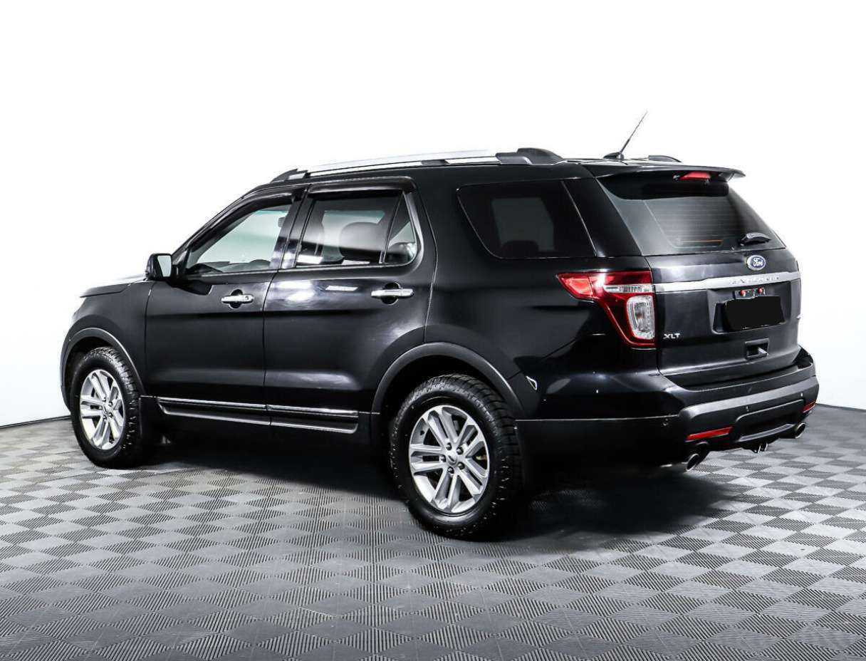 Ford Explorer 2013 года с пробегом. Фото: #6