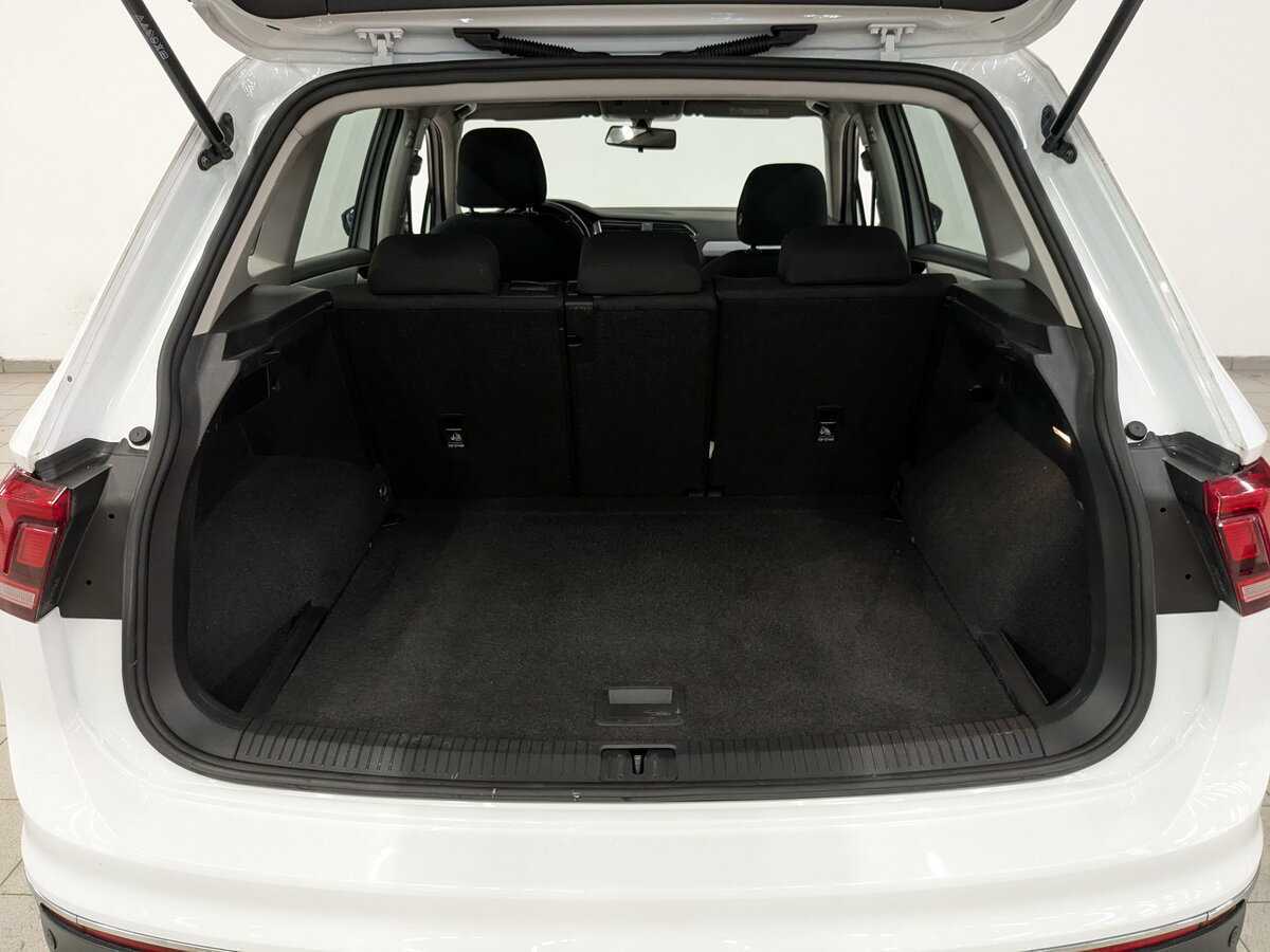 Volkswagen Tiguan 2021 года с пробегом. Фото: #9