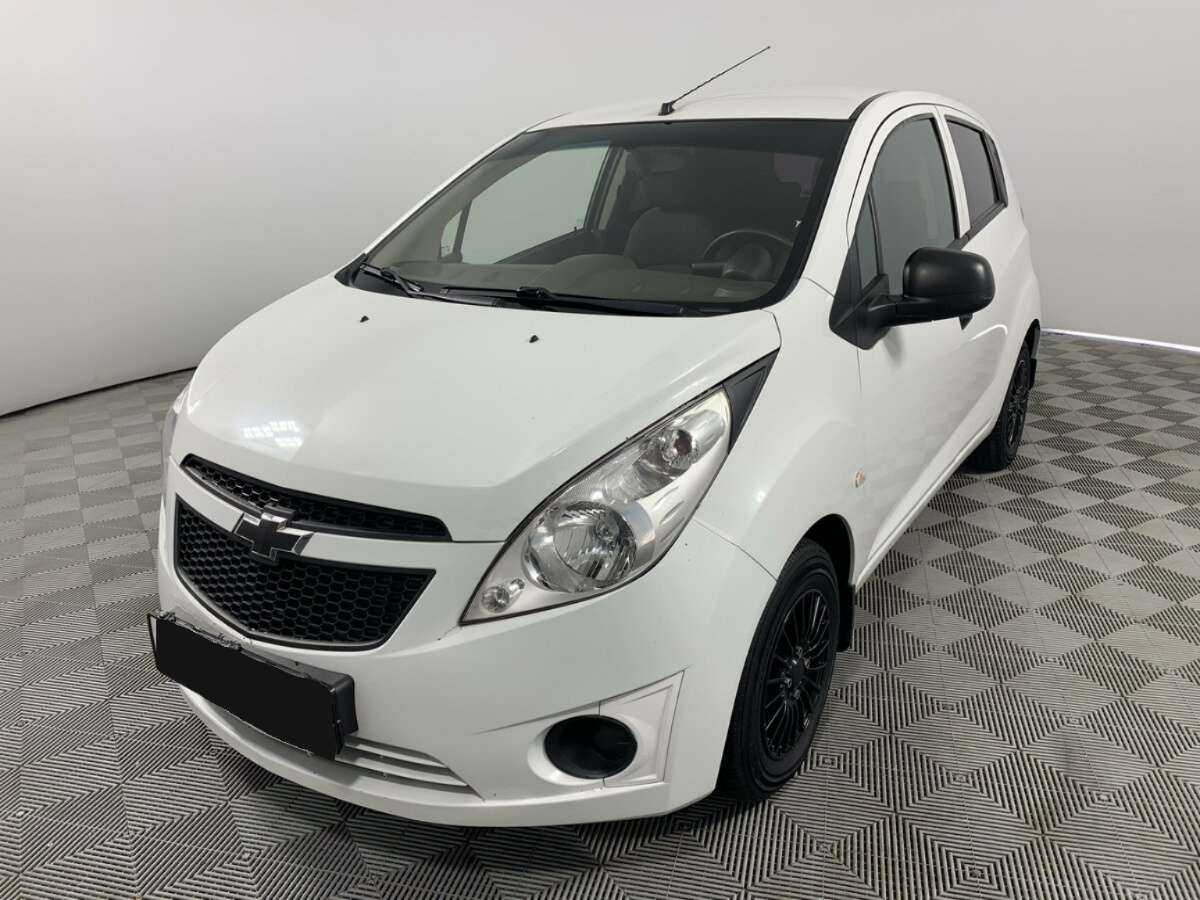 Chevrolet Spark 2013 года с пробегом. Посмотреть фото