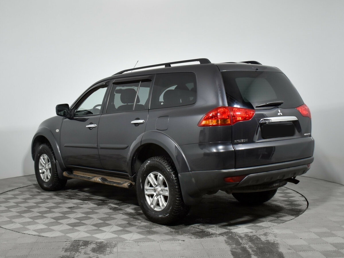Mitsubishi Pajero Sport 2012 года с пробегом. Фото: #5