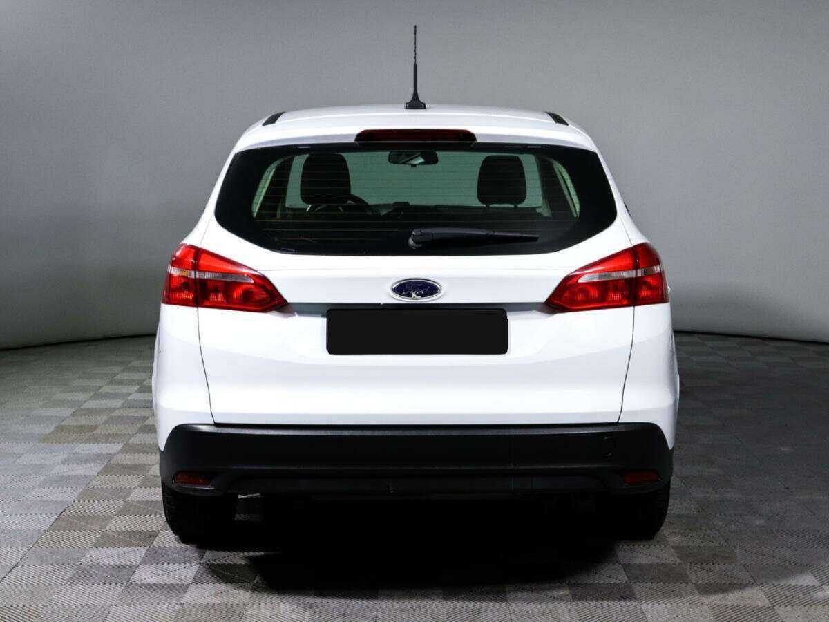 Ford Focus 2018 года с пробегом. Фото: #5