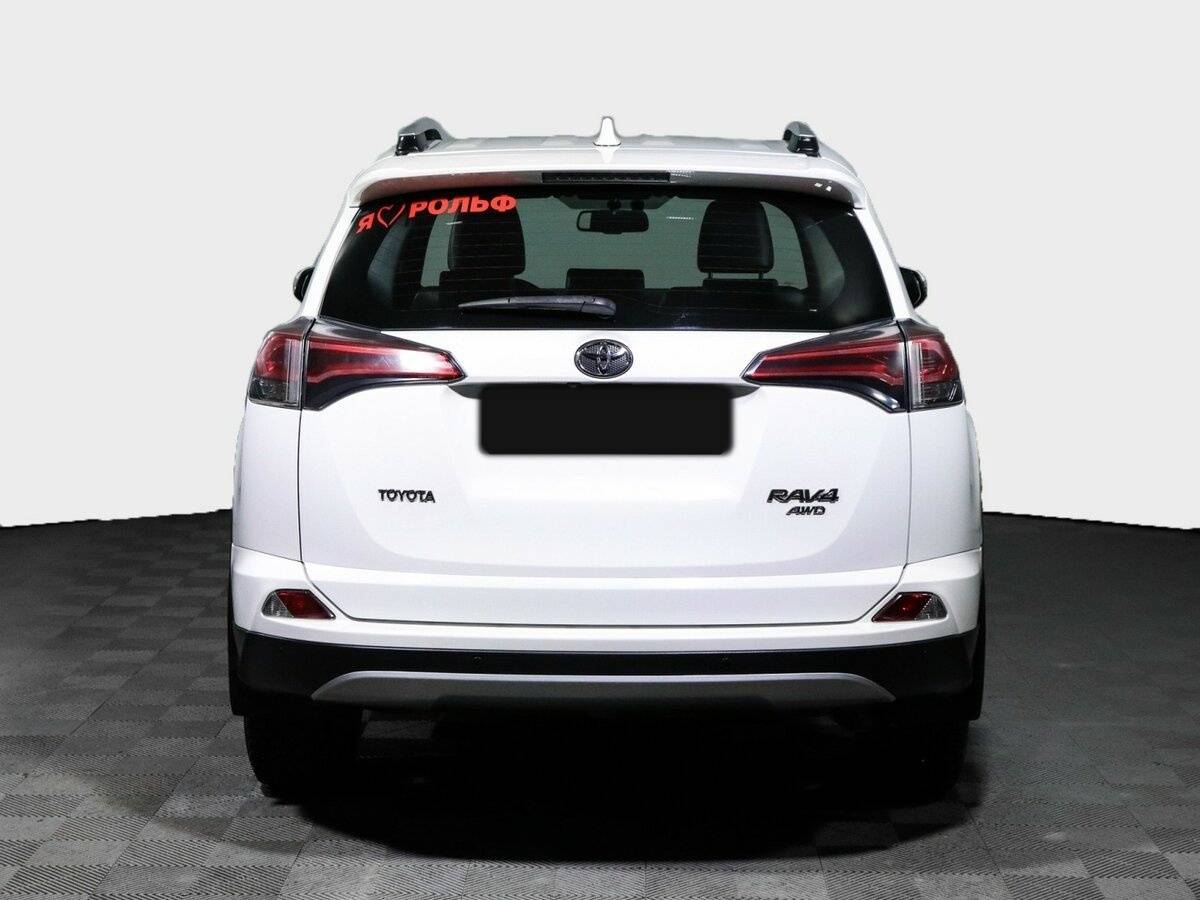 Toyota RAV4 2017 года с пробегом. Фото: #5