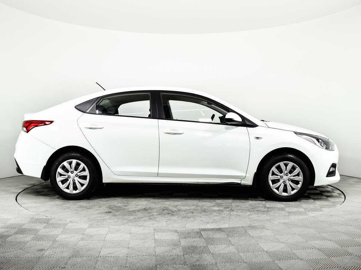 Hyundai Solaris 2017 года с пробегом. Фото: #3