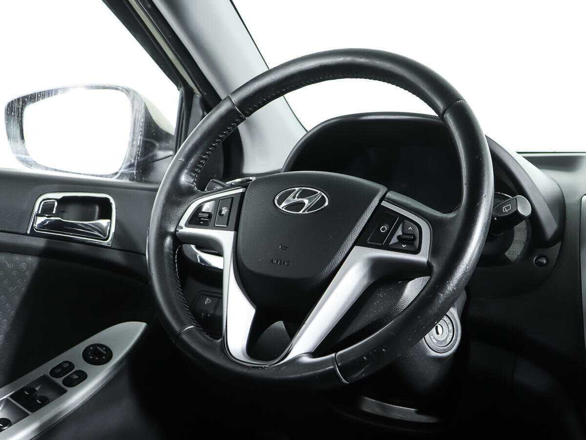 Hyundai Solaris 2012 года с пробегом. Фото: #13