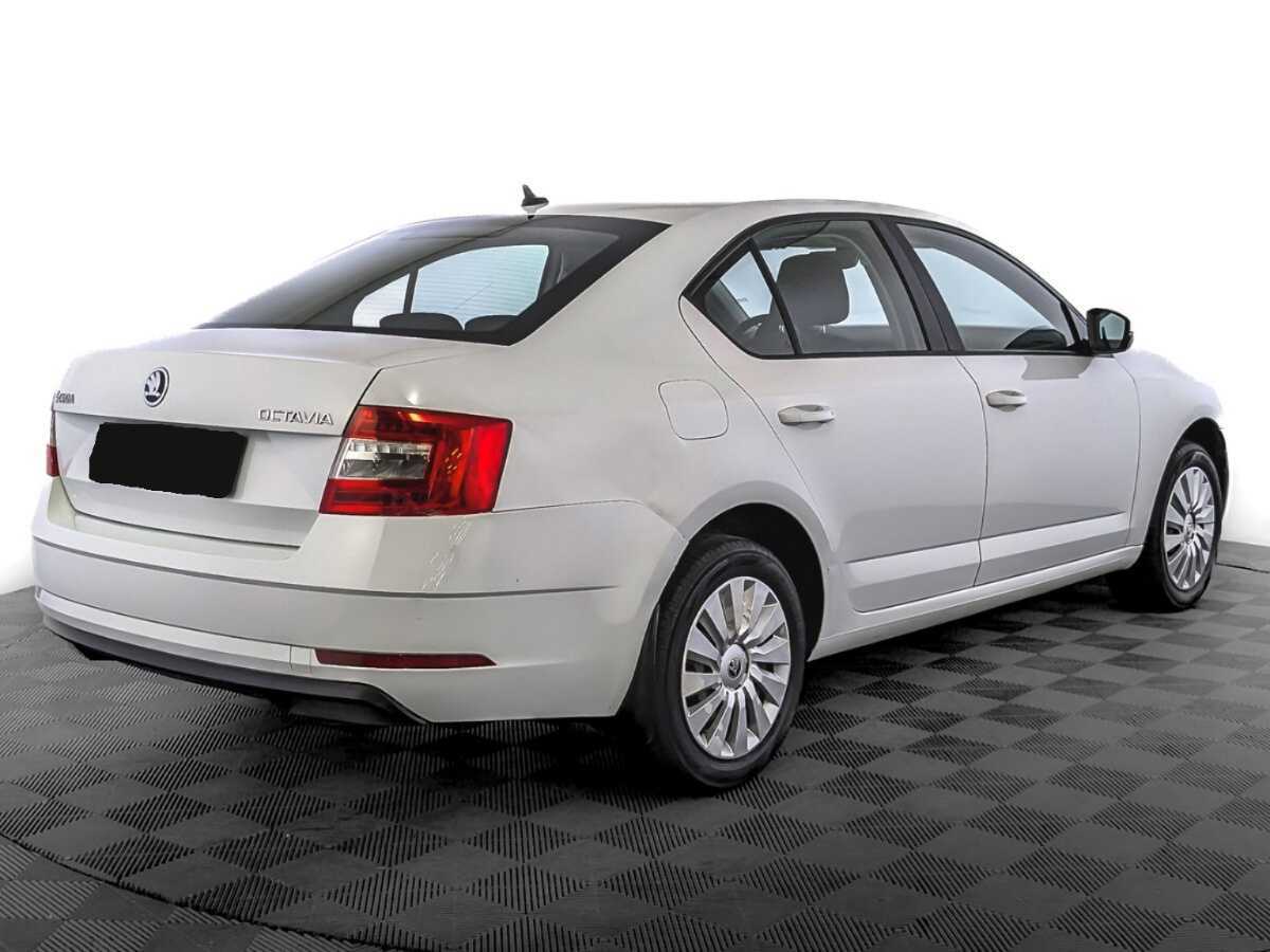 Skoda Octavia 2019 года с пробегом. Фото: #4