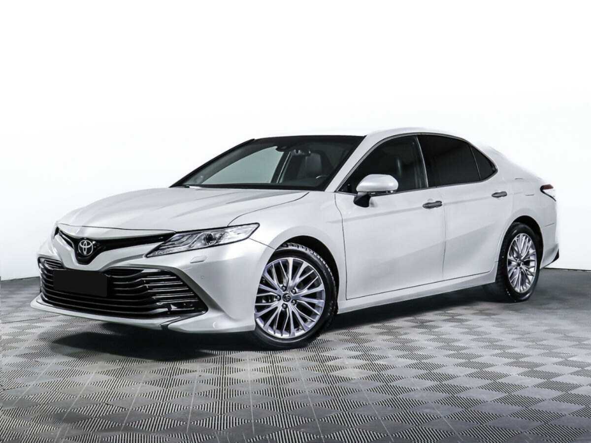 Toyota Camry 2018 года с пробегом. Посмотреть фото