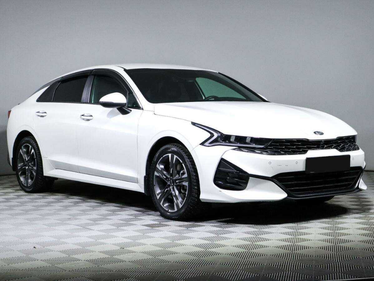 Kia K5 2021 года с пробегом. Фото: #2