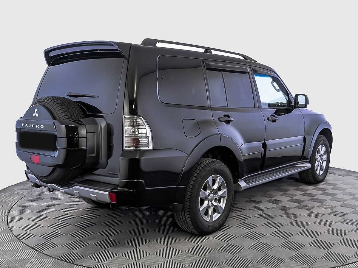 Mitsubishi Pajero 2013 года с пробегом. Фото: #4