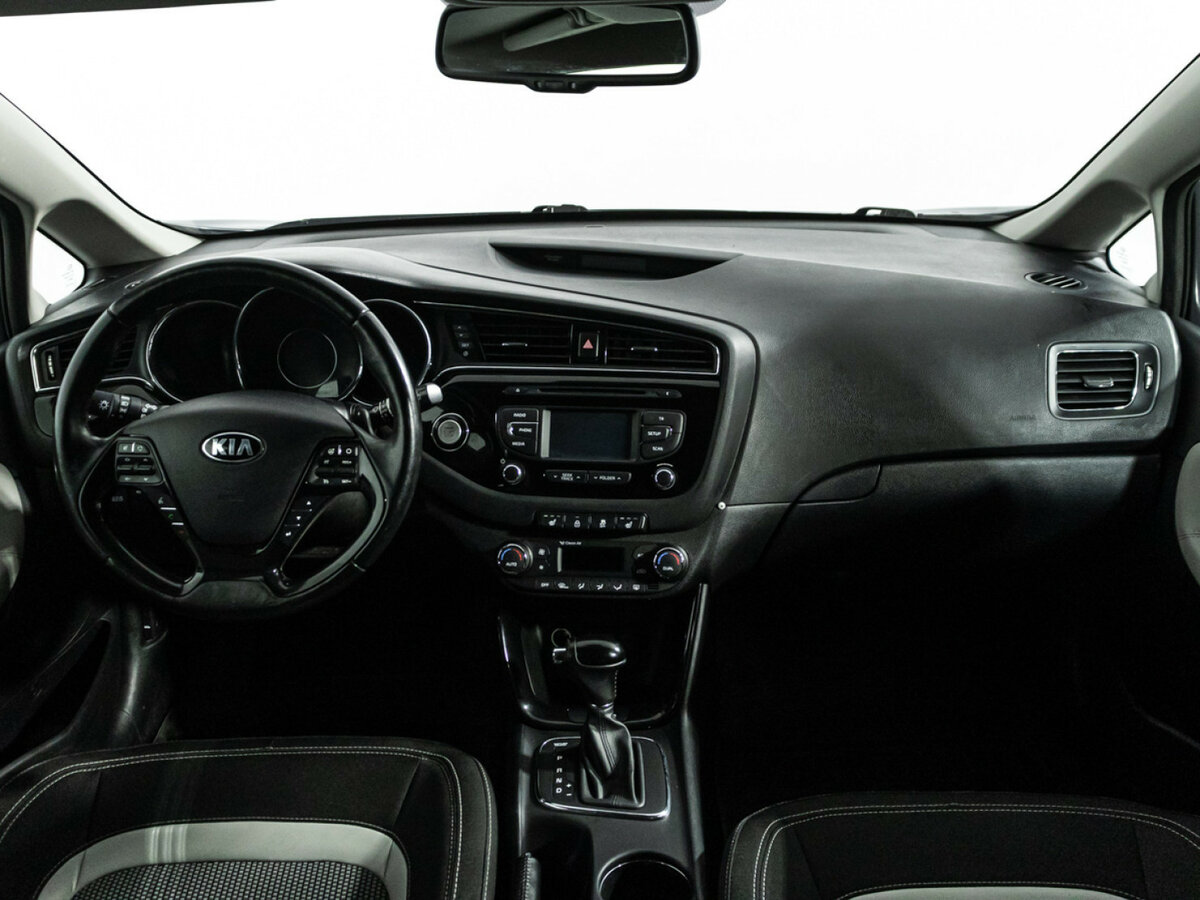 Kia Ceed 2015 года с пробегом. Фото: #12
