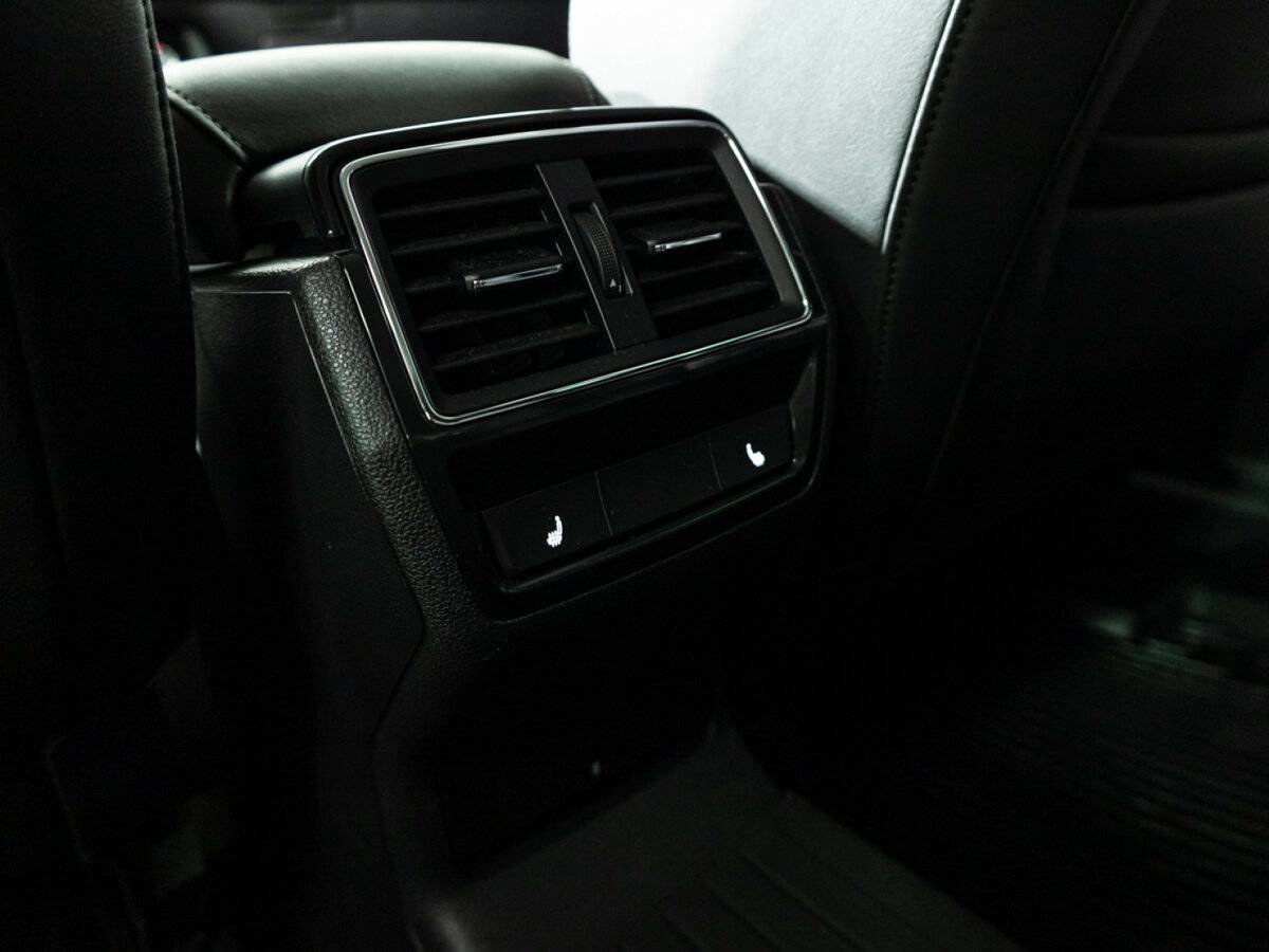 Skoda Karoq 2020 года с пробегом. Фото: #15