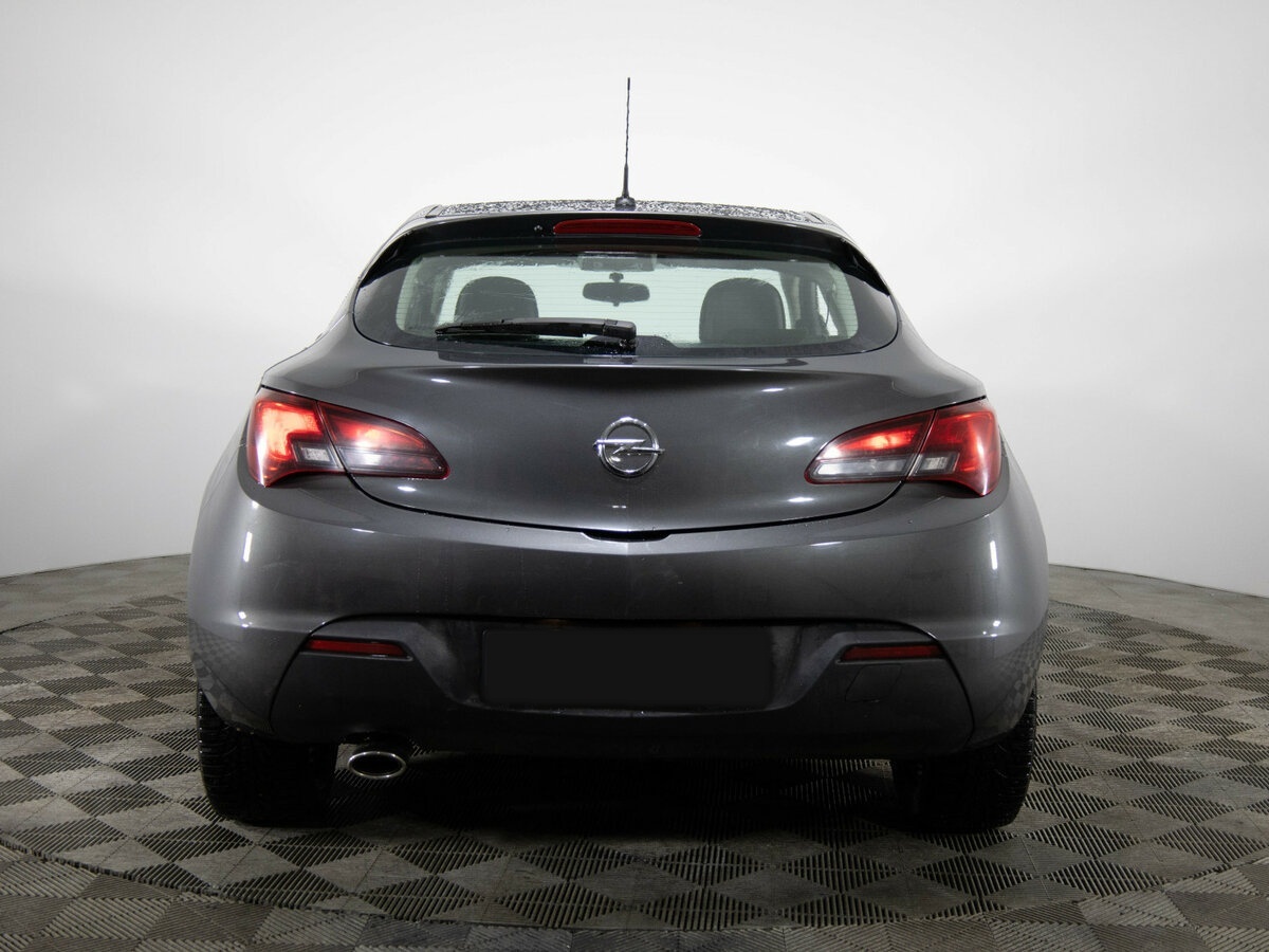 Opel Astra 2012 года с пробегом. Фото: #4