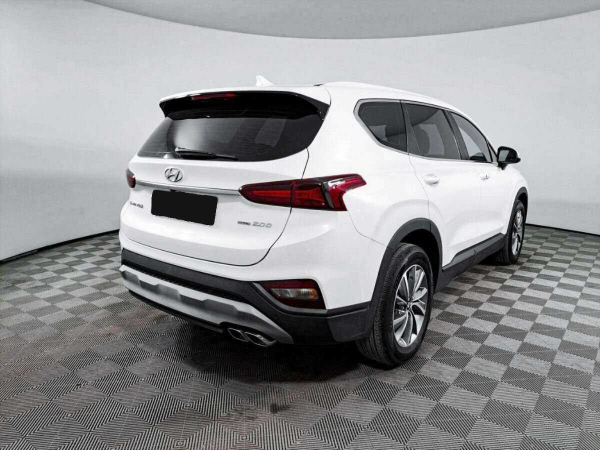 Hyundai Santa Fe 2019 года с пробегом. Фото: #4