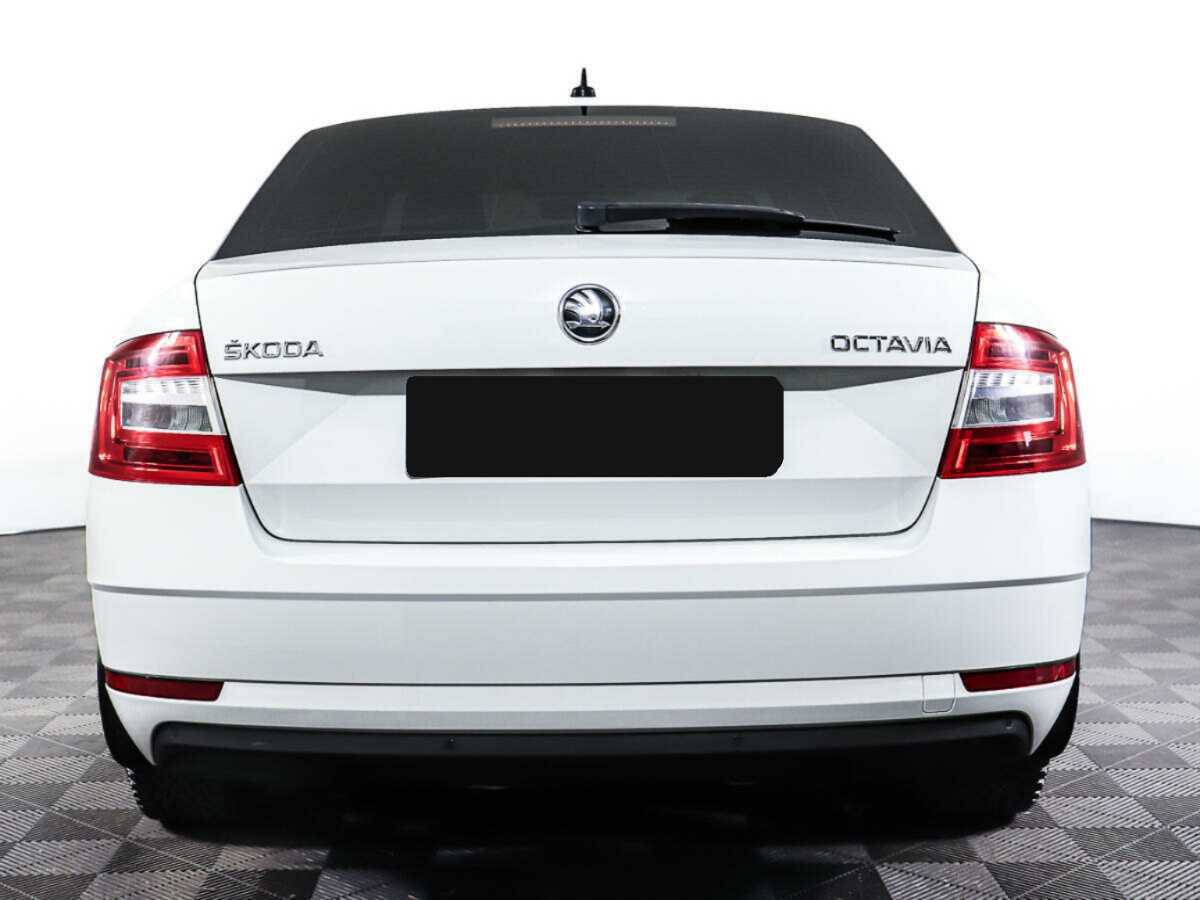 Skoda Octavia 2019 года с пробегом. Фото: #5