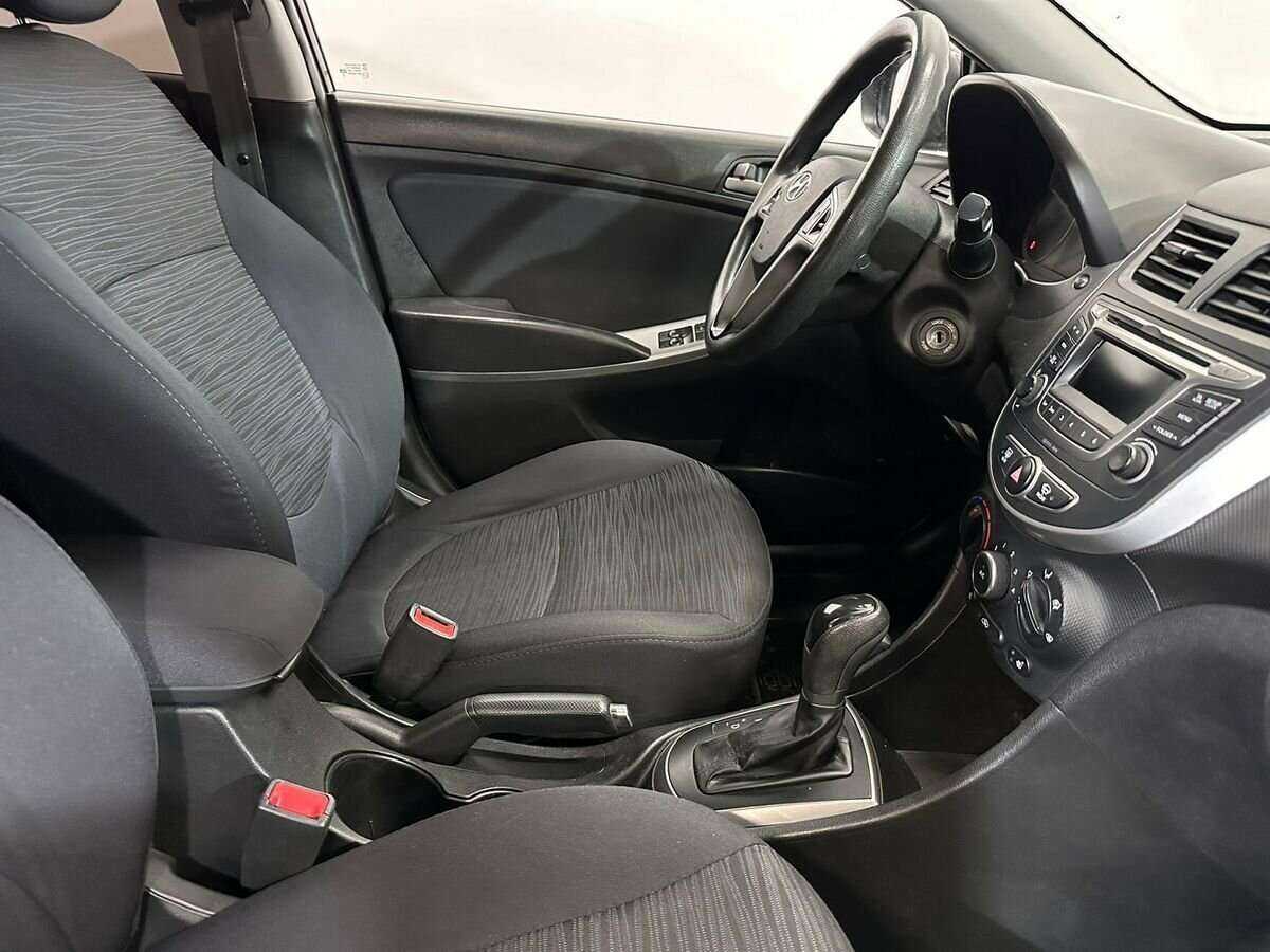 Hyundai Solaris 2015 года с пробегом. Фото: #9