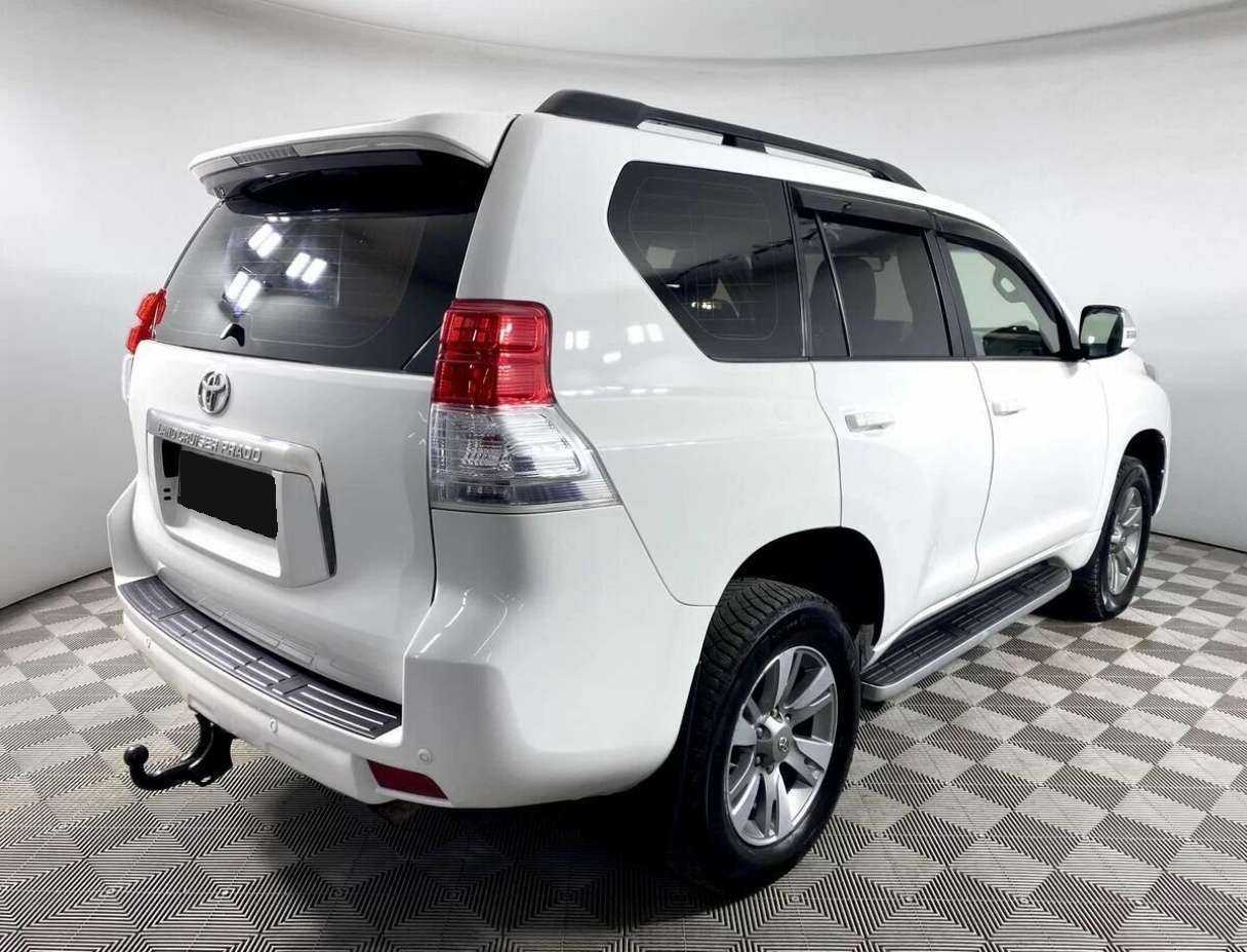 Toyota Land Cruiser Prado 2013 года с пробегом. Фото: #4