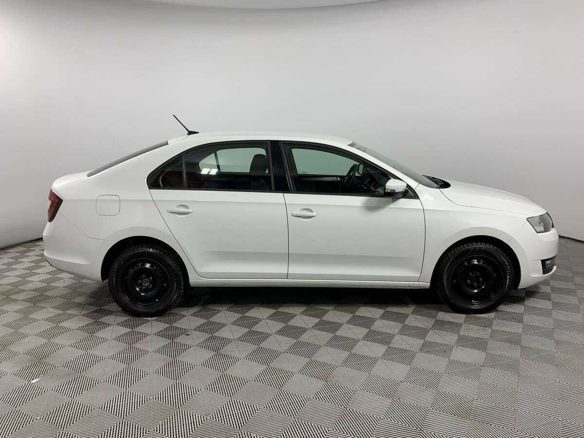 Skoda Rapid 2019 года с пробегом. Фото: #3
