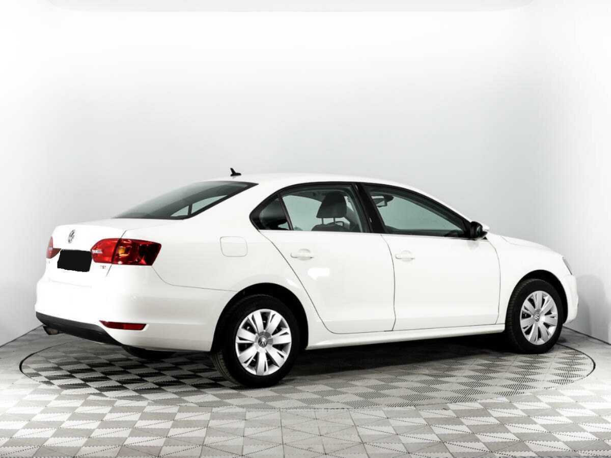 Volkswagen Jetta 2012 года с пробегом. Фото: #4
