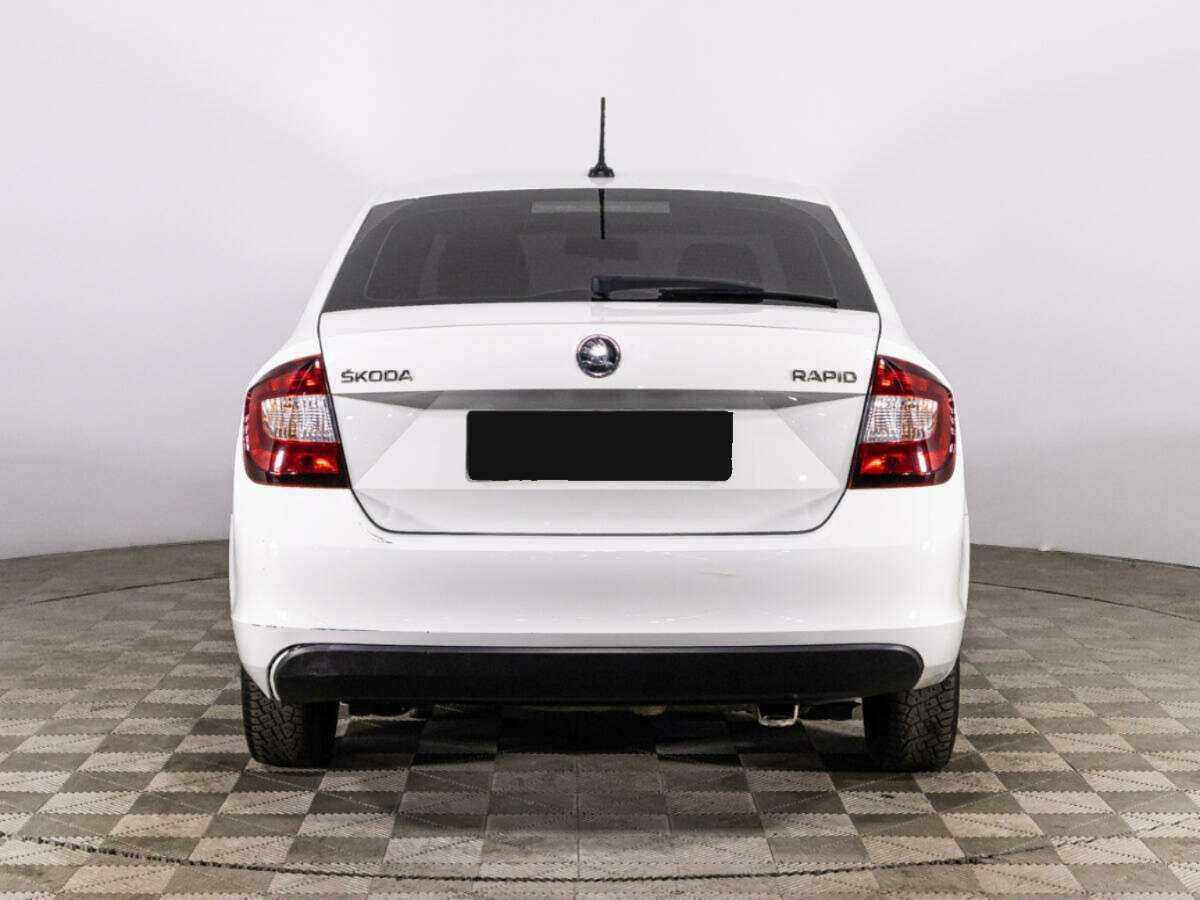 Skoda Rapid 2017 года с пробегом. Фото: #5