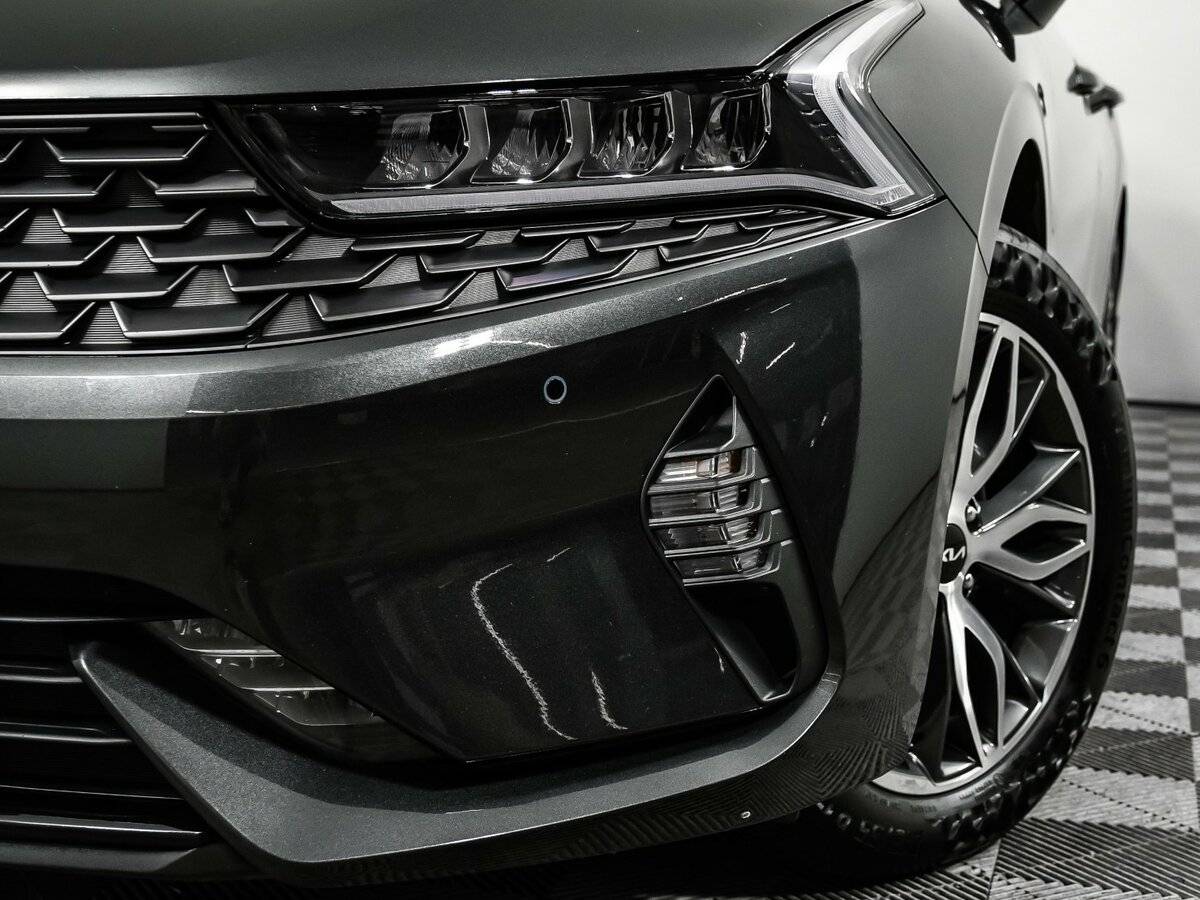 Kia K5 2023 года с пробегом. Фото: #13