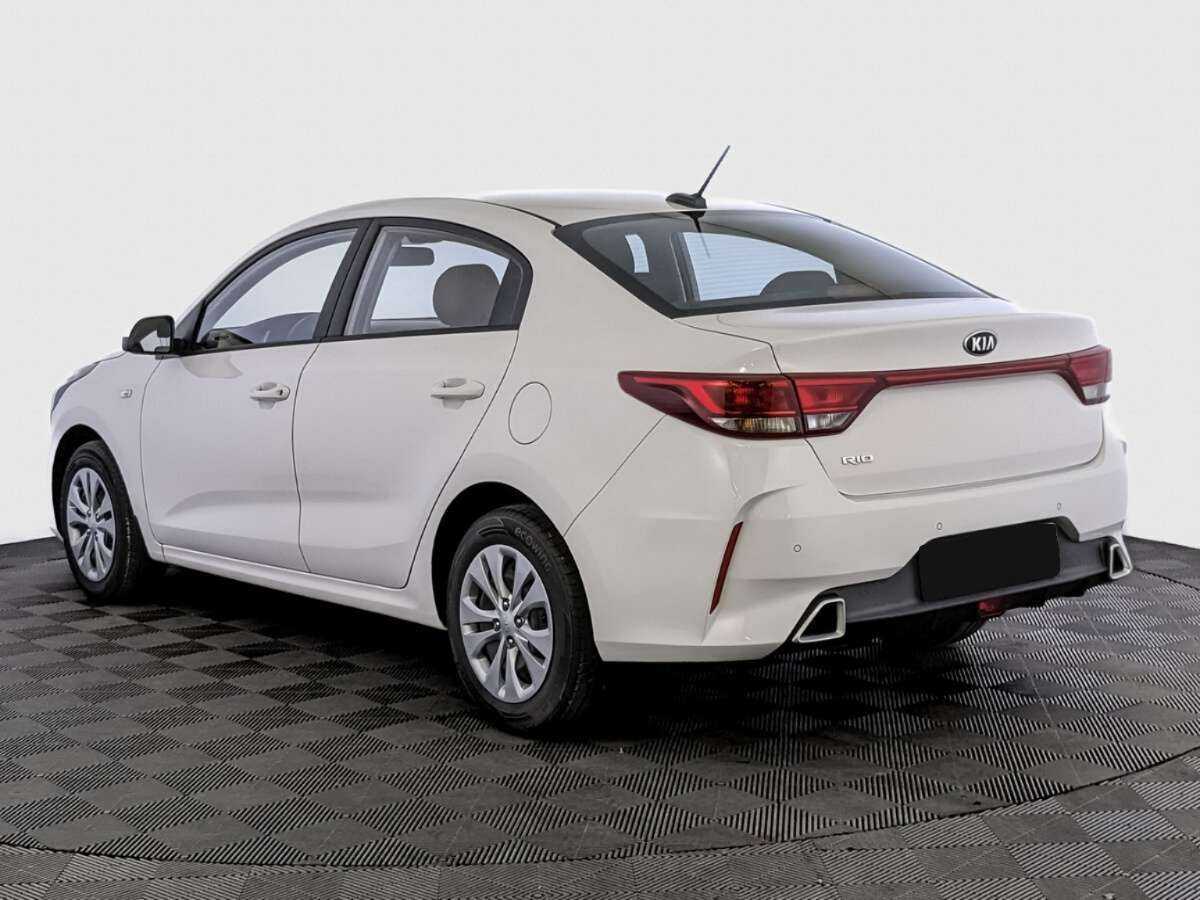 Kia Rio 2021 года с пробегом. Фото: #6