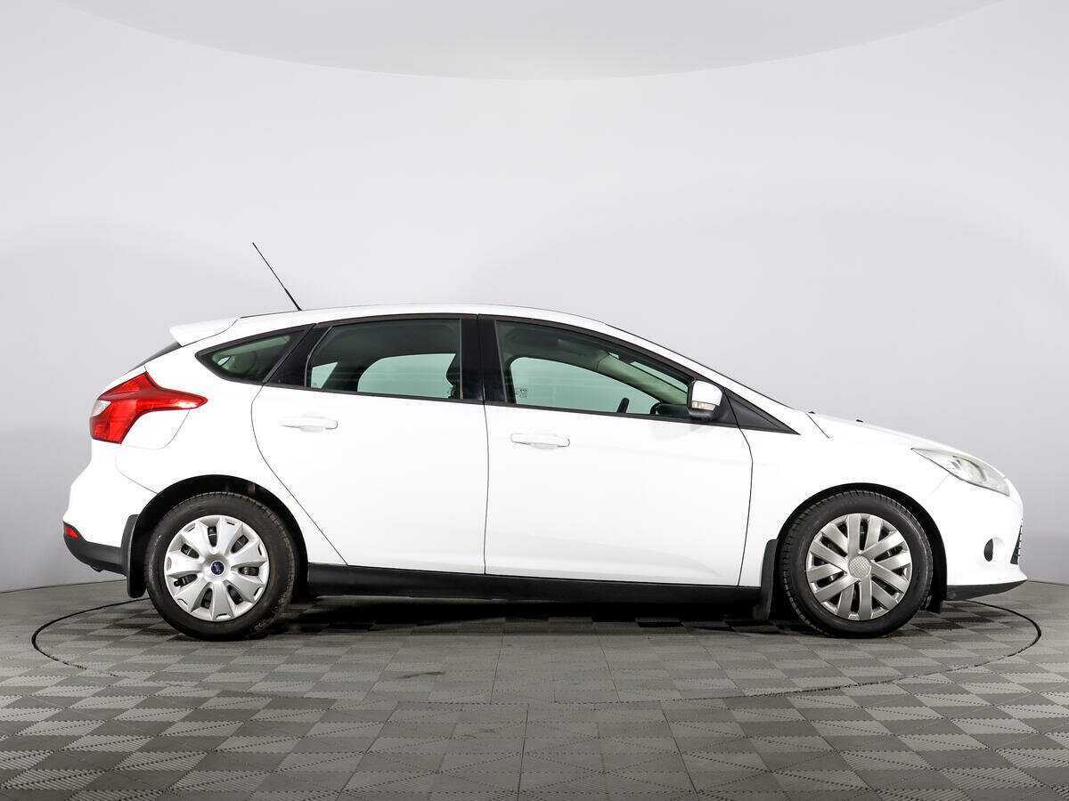 Ford Focus 2012 года с пробегом. Фото: #3