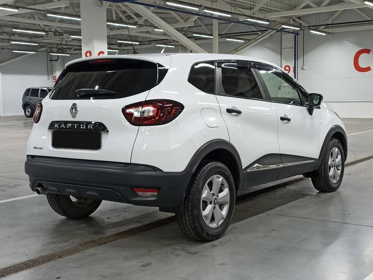 Renault Kaptur 2018 года с пробегом. Фото: #4