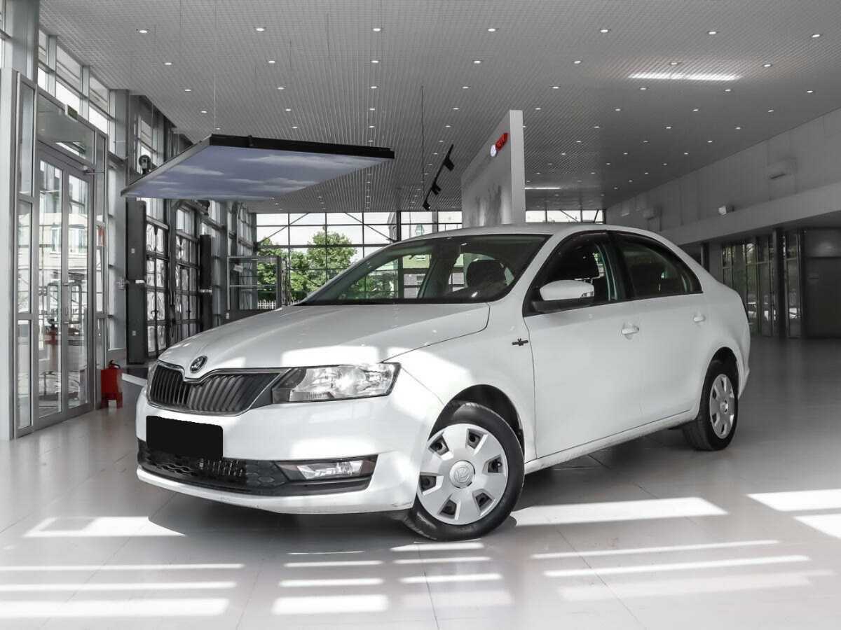 Skoda Rapid 2019 года с пробегом. Посмотреть фото