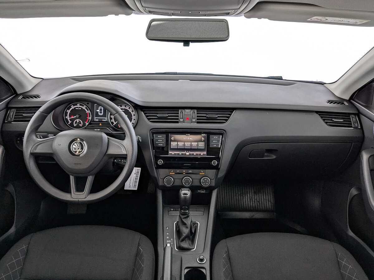 Skoda Octavia 2019 года с пробегом. Фото: #13