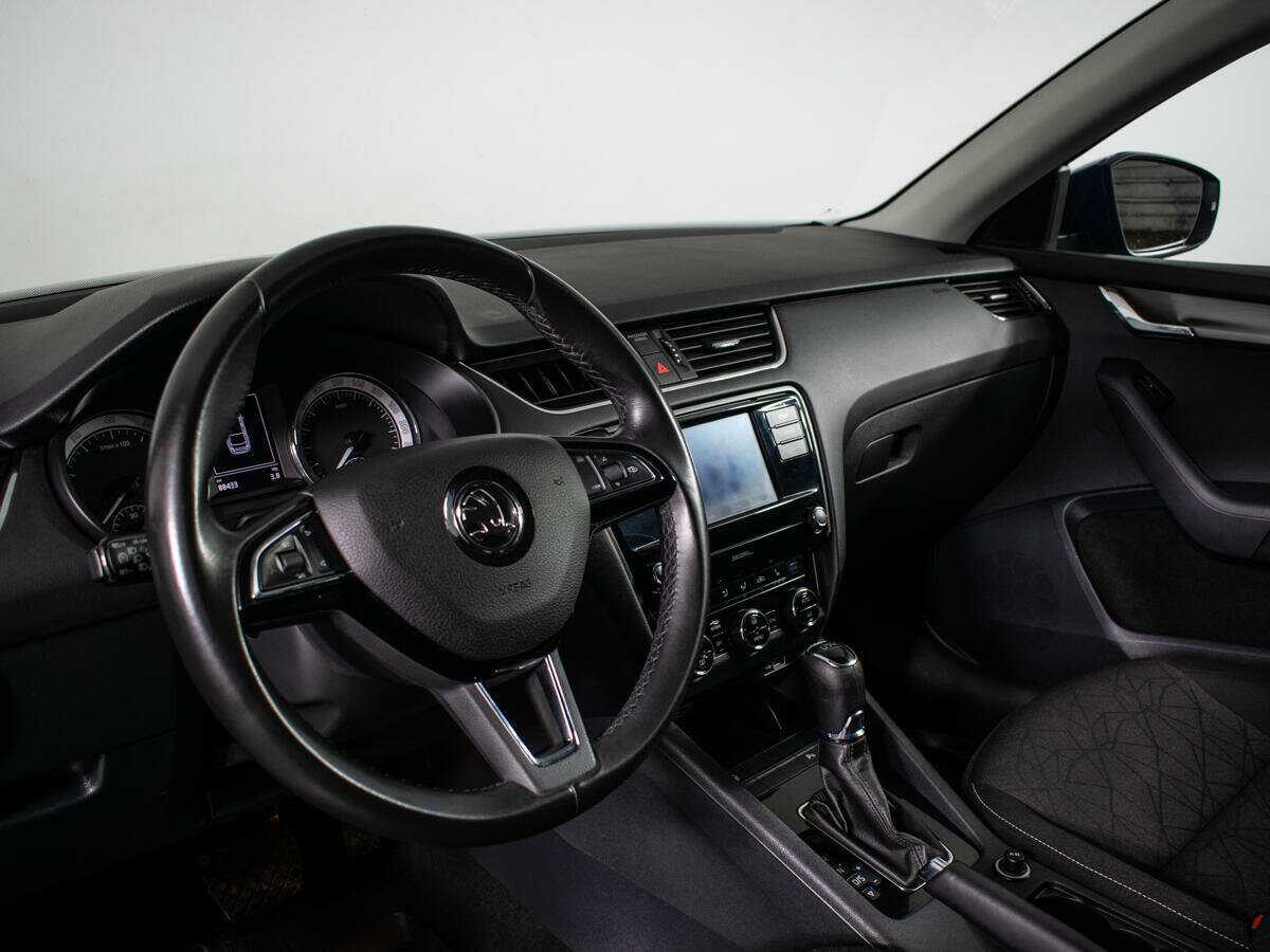 Skoda Octavia 2019 года с пробегом. Фото: #12
