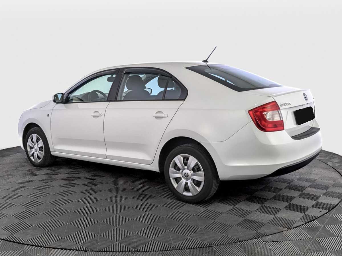 Skoda Rapid 2015 года с пробегом. Фото: #6
