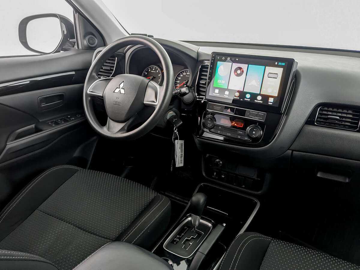 Mitsubishi Outlander 2019 года с пробегом. Фото: #21