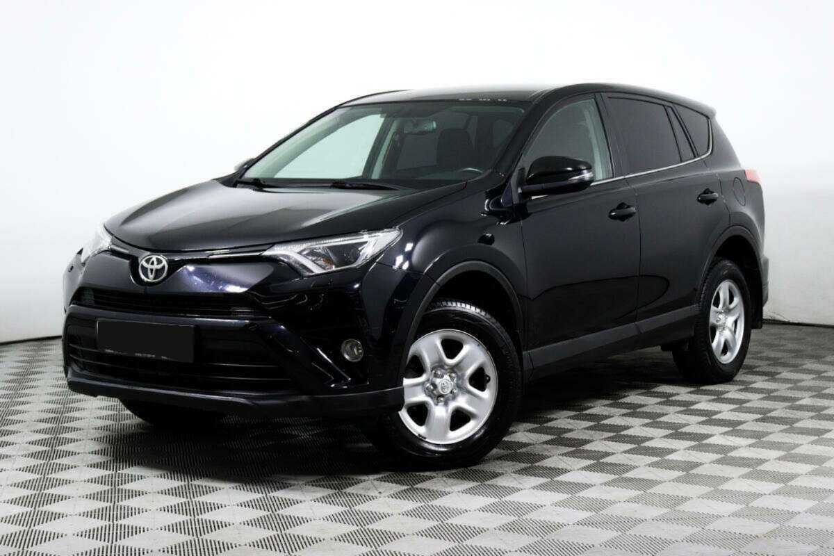 Toyota RAV4 2019 года с пробегом. Посмотреть фото