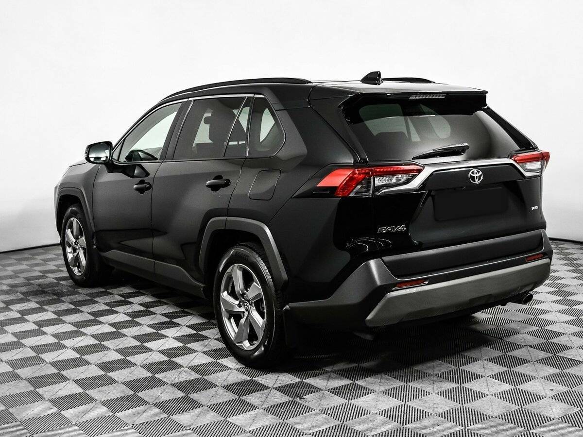 Toyota RAV4 2020 года с пробегом. Фото: #6