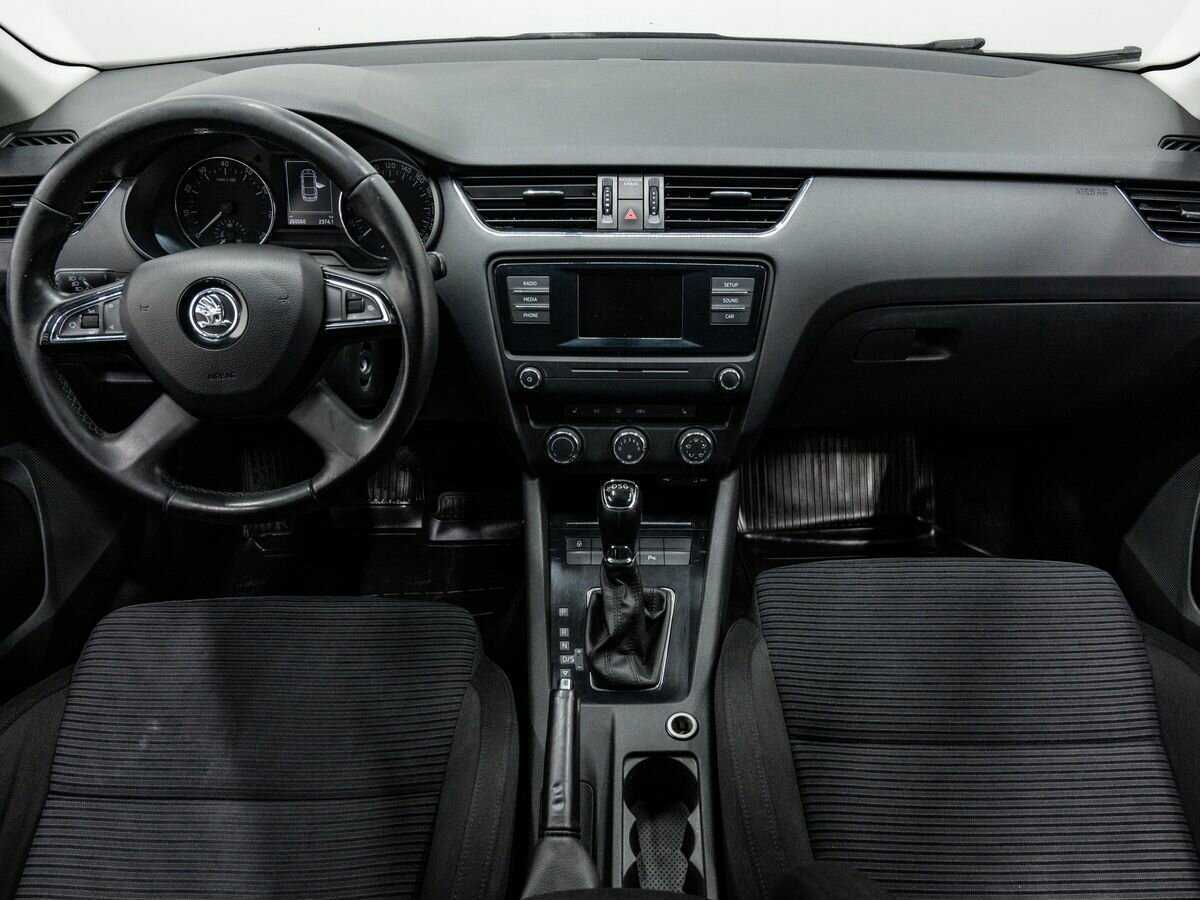 Skoda Octavia 2015 года с пробегом. Фото: #6