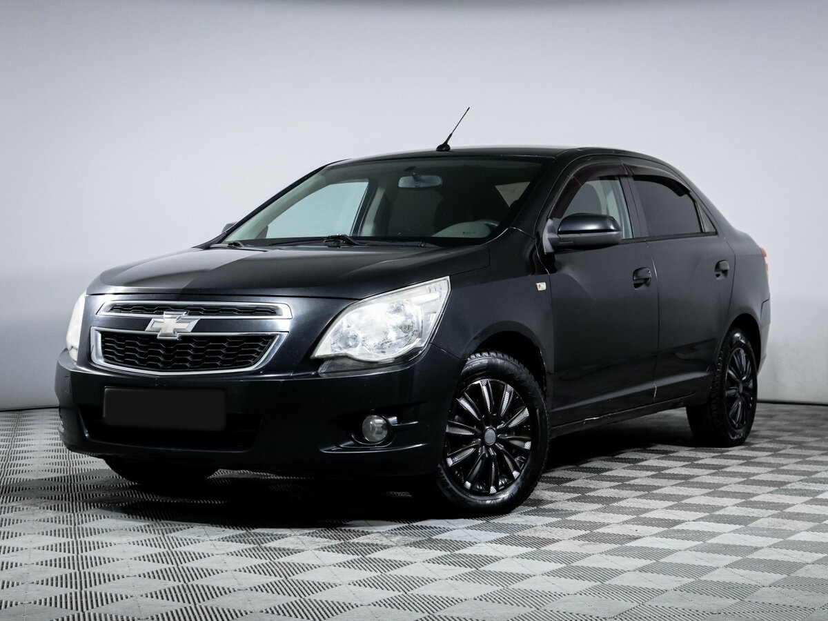 Chevrolet Cobalt 2013 года с пробегом. Посмотреть фото