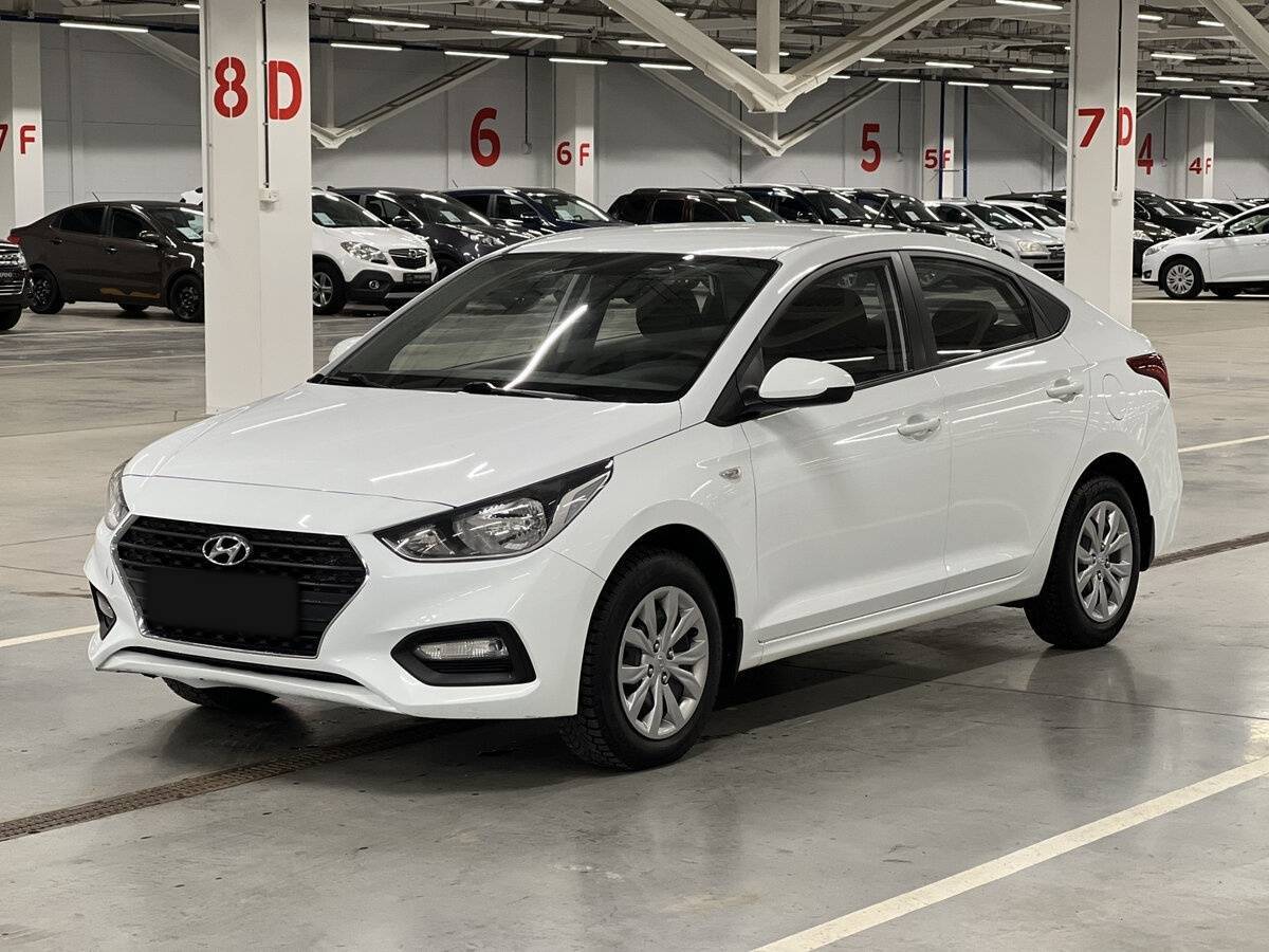 Hyundai Solaris 2019 года с пробегом. Посмотреть фото