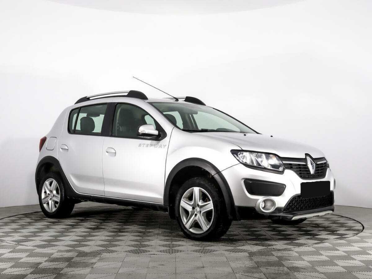 Renault Sandero 2016 года с пробегом. Фото: #2
