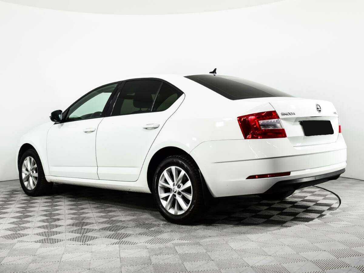 Skoda Octavia 2017 года с пробегом. Фото: #4